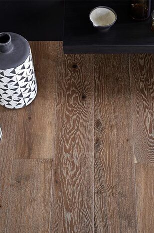 lynton-evening-oak-lifestyle